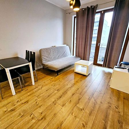 First -- Green Zoliborz Apartment 4 Warsaw Luaran gambar