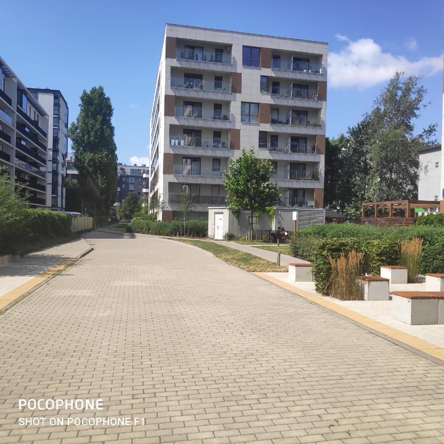 First -- Green Zoliborz Apartment 4 Warsaw Luaran gambar